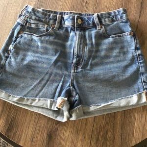 American Eagle Mom Shorts